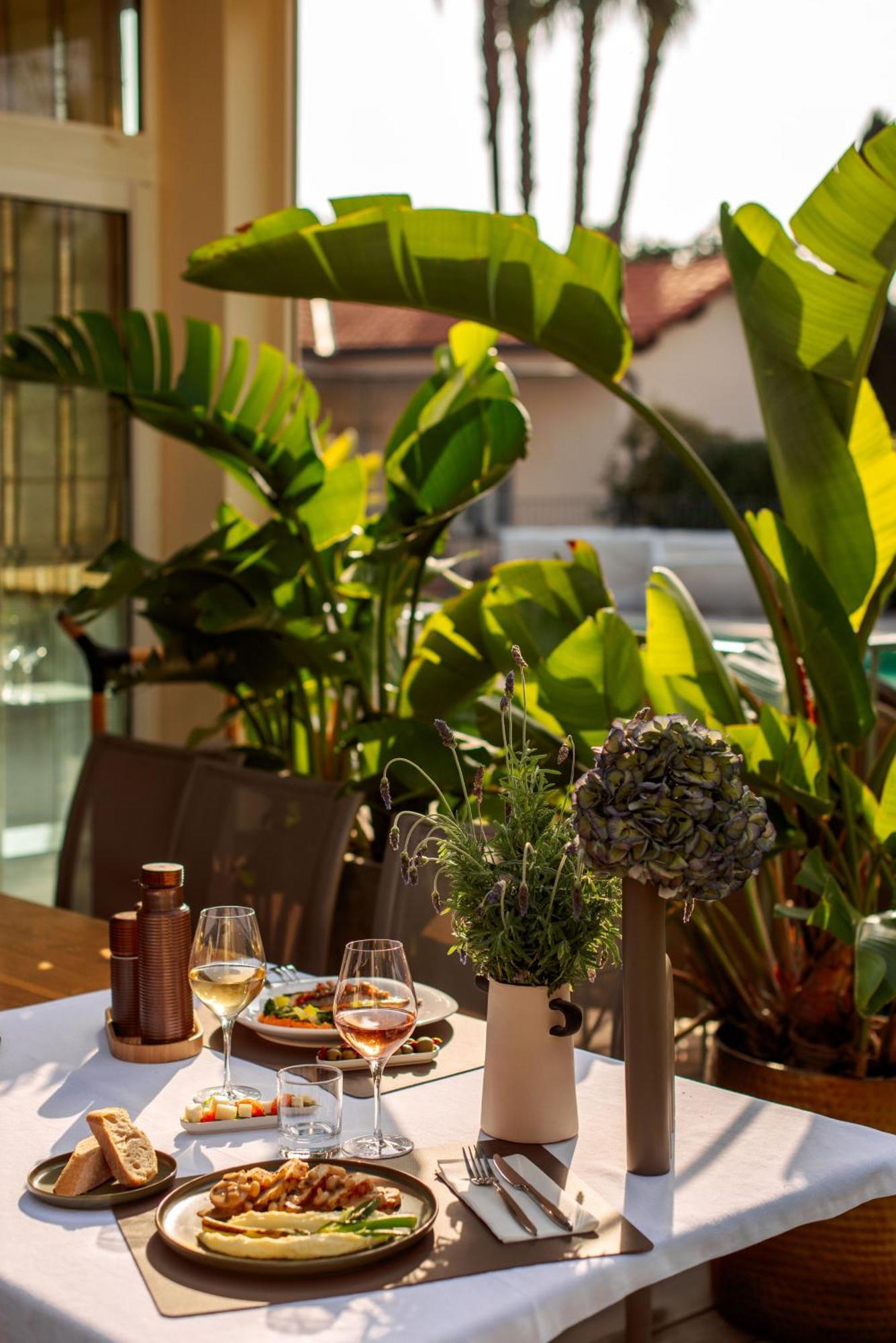 Boutique Hotel Villa Fabulite Antibes Exterior foto