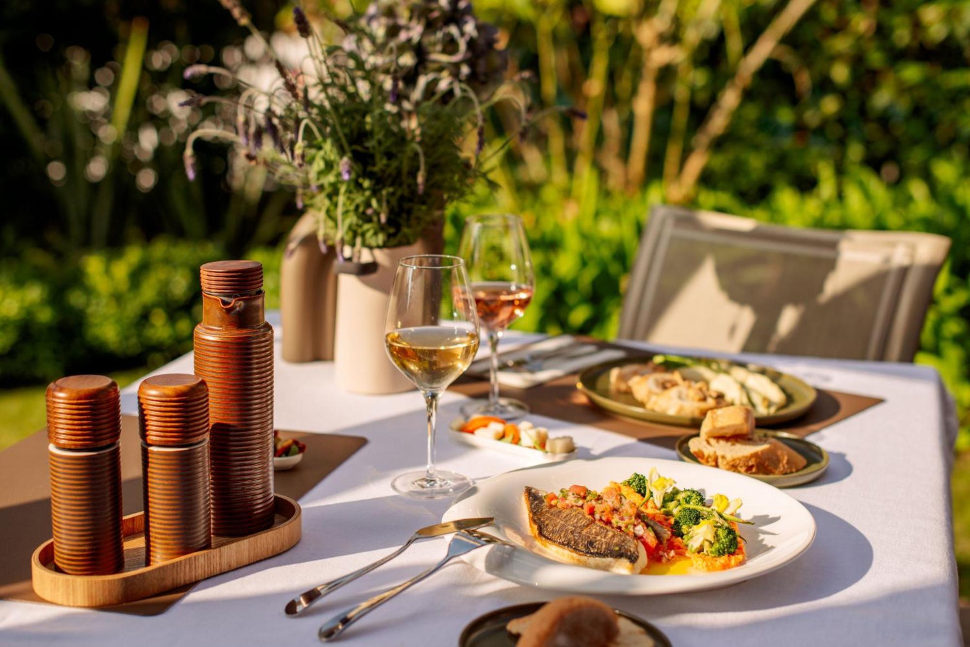 Boutique Hotel Villa Fabulite Antibes Exterior foto